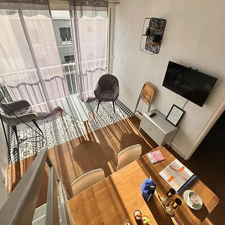 Le Saint Pierre Apartment *